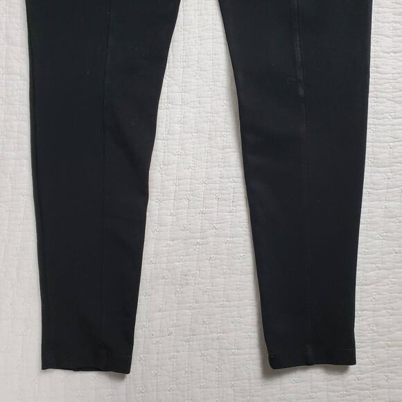 Photo Rework Halogen Mid Rise Black Pedal Pusher Legging with Elastic Panels| M - Picture 6 of 7